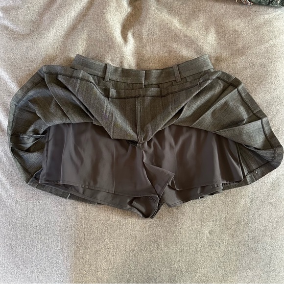 Abercrombie Gray Pleated Skort - Picture 4 of 4